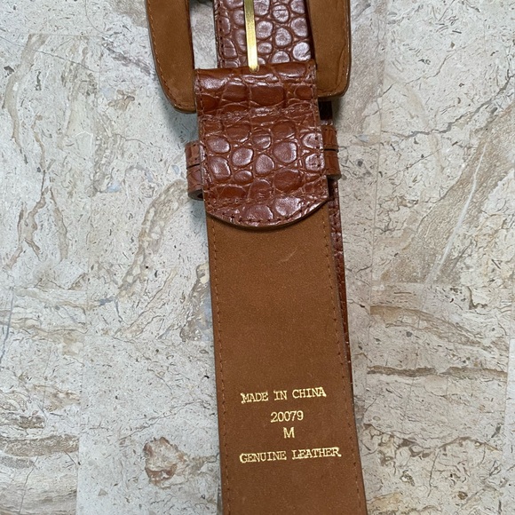 Vintage Classiques for Nordstrom Brown Genuine Leather Croc Embossed Belt 20079 - Picture 4 of 6